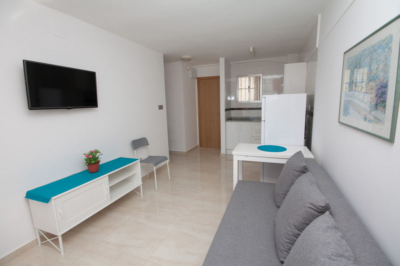 Apartamentos Niza Бенидорм Экстерьер фото